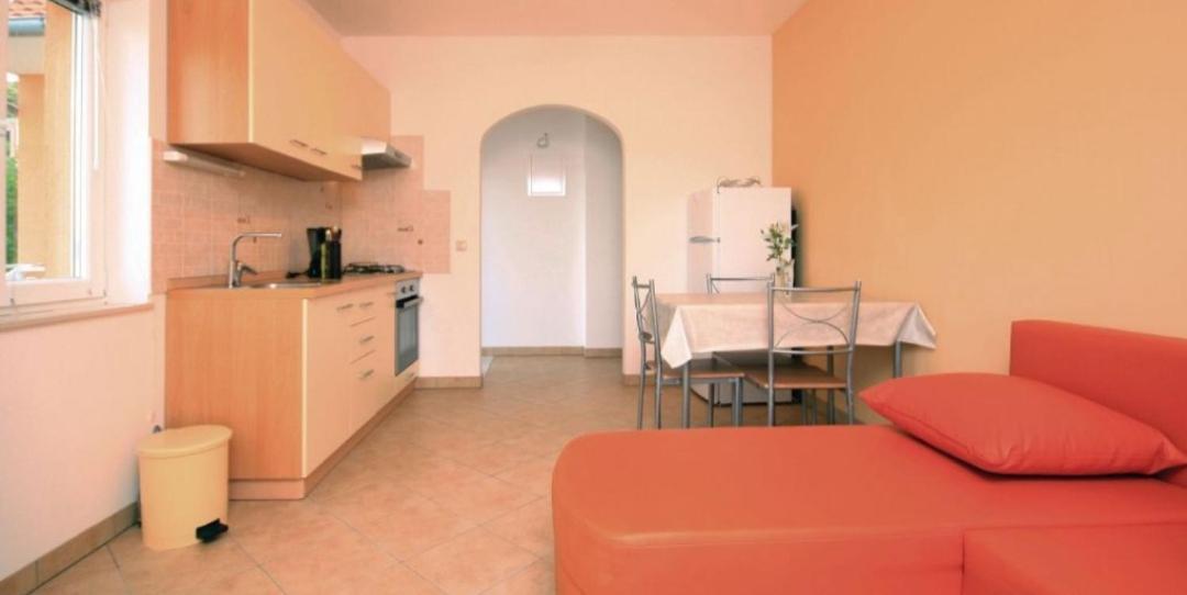 Apartment Petra Raslina Dış mekan fotoğraf
